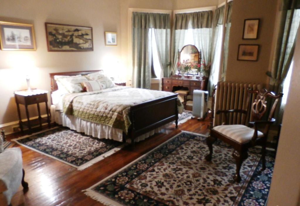 Wilson House Bed & Breakfast Baltimore Room photo